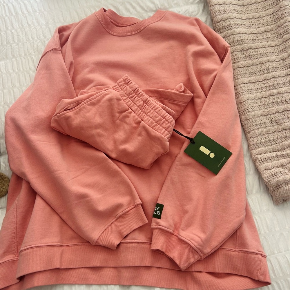 Daily Drills Coral Sweatshirt & Hoodie Set